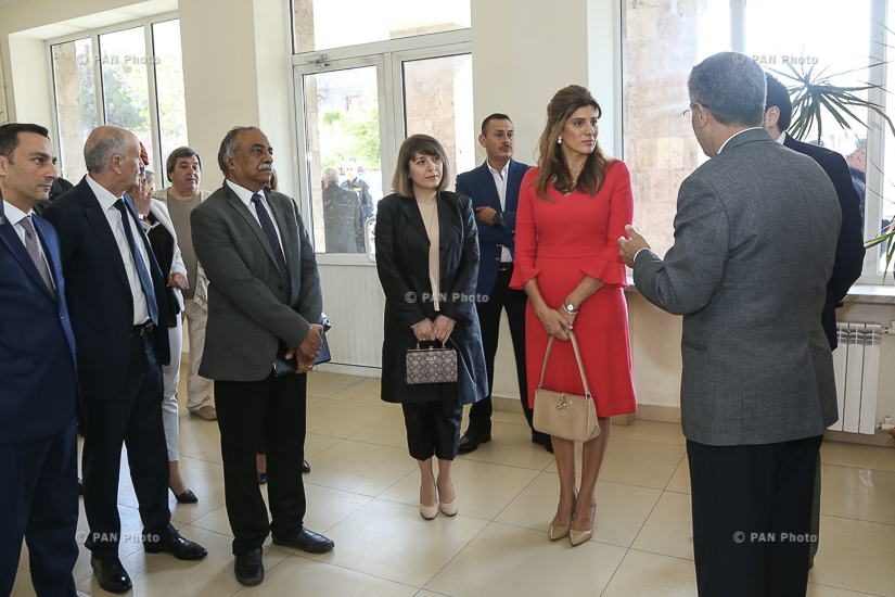 Генеральный директор Фонда по борьбе с раком имени короля Хуссейна в Иордании принцесса Дина Майред псоетила университетскую больницу Мурацан в Ереване