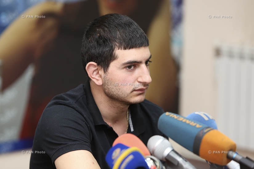 Քառօրյա պատերազմում հրազենային վնասվածք ստացած զինվորականներ Դանիել Դավթյանի և Հայկ Սեխլիյանի մամուլի ասուլիսը