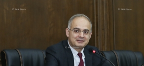 ԱԺ ճեպազրույց. ՀԱԿ խմբակցության ղեկավար Լևոն Զուրաբյանը