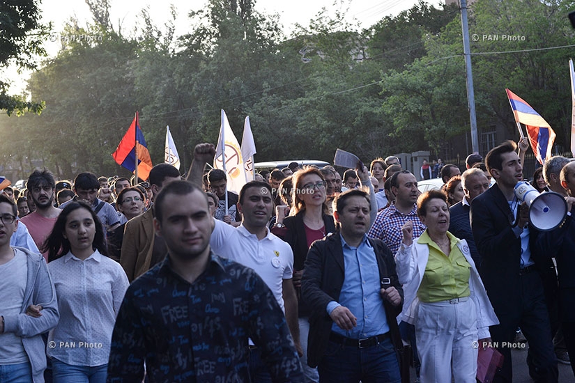 Ավագանու ընտրություններին ընդառաջ ԵԼՔ դաշինքի քայլերթը Երևանում