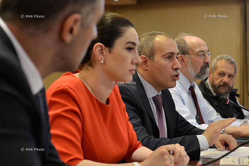 Круглый стола по обсуждению законопроекта о внесении изменений и дополнений в закон Армении «О свободе информации»