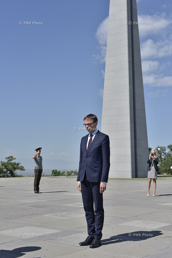 Minister of Foreign Affairs of  Republic of Estonia Sven Mikser visits Armenian Genocide memorial - Tsitsernakaberd