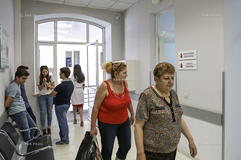 Акции по случаю Всемирного дня  донора в парламенте Армении и в больничном комплексе №1 «Гераци»