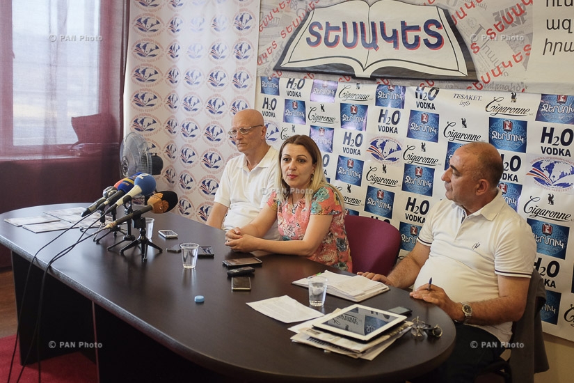Press conference of monuments specialist Samvel Karapetyan and d head of  'Duty of Soul' NGO Shoghine Hovhannisyan
