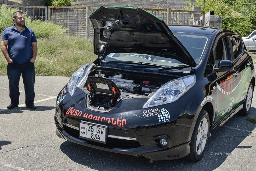 Armenian Automobile Federation, Global Shipping and Scientific and Technical association of Three Points՞ presented the eco-car Nissan Leaf