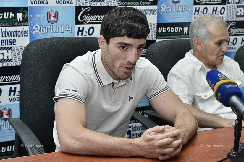 Press conference of head coach for the Armenia boxing team Davit Torosyan and European boxing champion Hovhannes Bachkov 