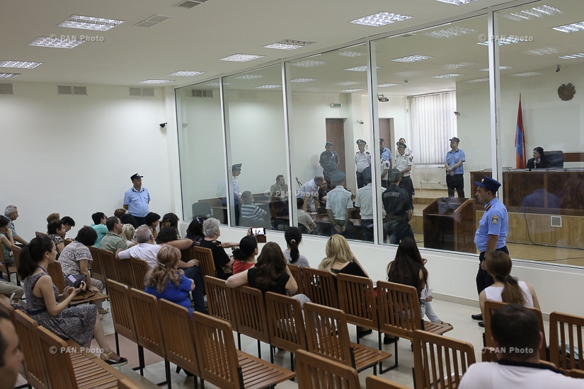 «Հիմնադիր խորհրդարանի» առաջնորդ Ժիրայր Սեֆիլյանի և մյուսների գործով դատական նիստը