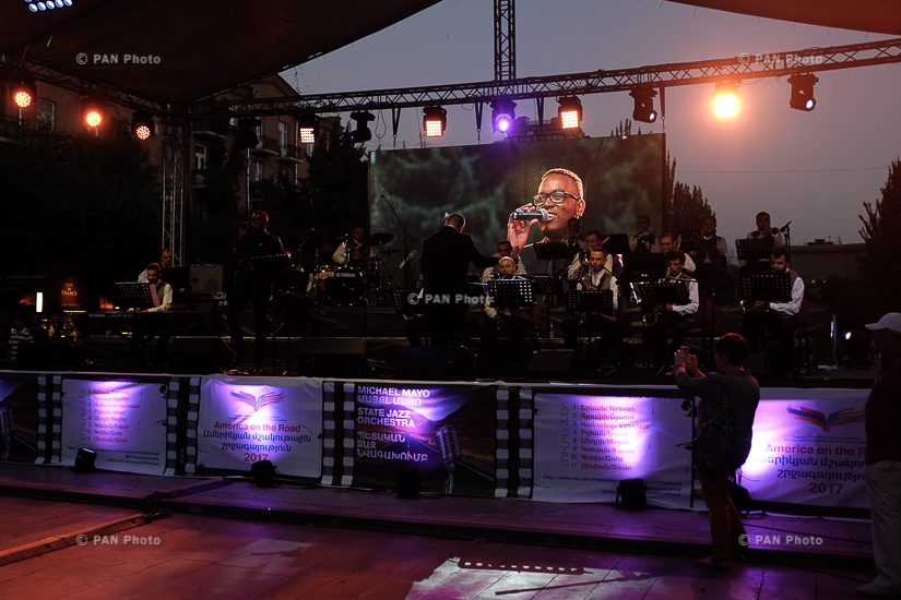 American jazz vocalist Michael Mayo and State Jazz Orchestra of Armenia give a concert to celebrate 25th anniversary of Armenia-U.S. diplomatic relations