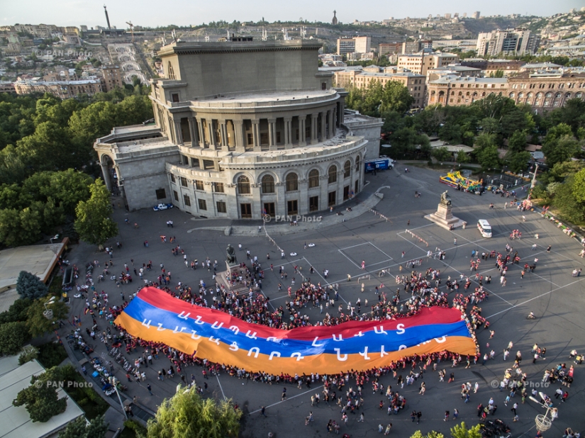 Armenia Celebrates Constitution Day and State Symbols