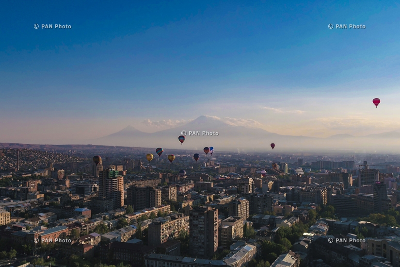 Օդապարիկների թռիչքներ՝ Երևանում և Գառնիում
