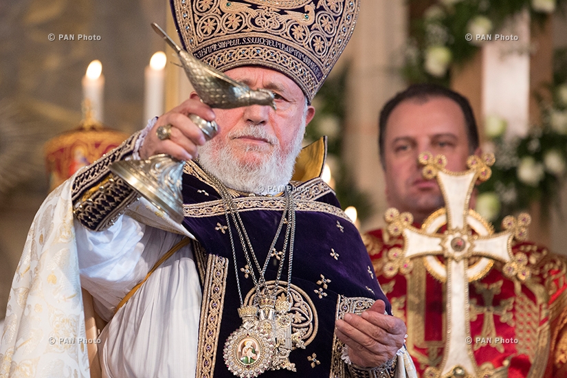 Рождественская литургия в Первопрестольном Святом Эчмиадзине 