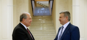 Встреча президента Армении Армена Саргсяна и премьер-министра Карена Карапетяна