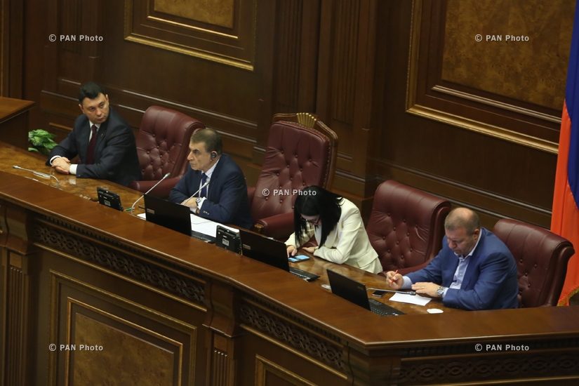 PM election discussed at special sitting of Armenia's National Assembly