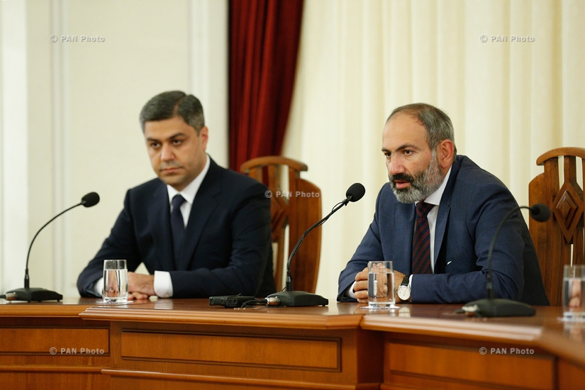 Armenian Prime Minister Nikol Pashinyan, alongside former head of the National Security Service (SNS) Georgi Kutoyan, presents newly appointed SNS chief Artur Vanetsyan to the senior staff and board members of the Service