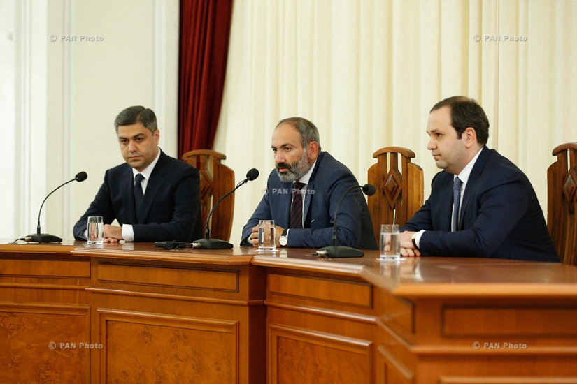 Armenian Prime Minister Nikol Pashinyan, alongside former head of the National Security Service (SNS) Georgi Kutoyan, presents newly appointed SNS chief Artur Vanetsyan to the senior staff and board members of the Service