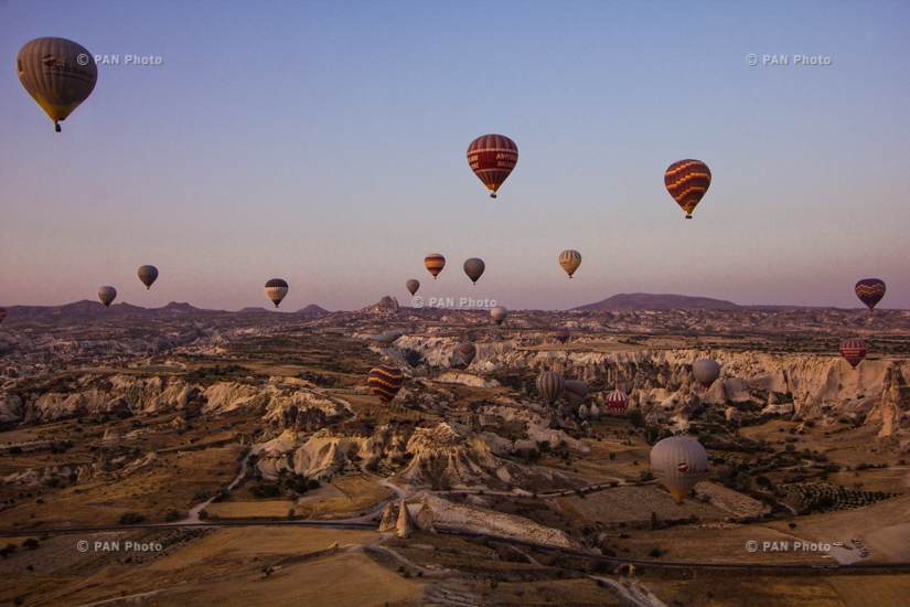 Օդապարիկների թռիչքներ Կապադովկիայում, Թուրքիա 