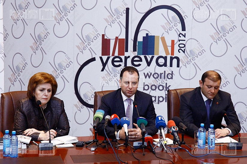 ՀՀ նախագահի աշխատակազմի ղեկավար  Վիգեն Սարգսյանի, ՀՀ մշակույթի նախարար  Հասմիկ Պողոսյանի և Երևանի  քաղաքապետ  Տարոն Մարգարյանի մամլո ասուլիսը` նվիրված Երևանը գրքի համաշխարհային  մայրաքաղաք հռչակելու ծրագրի մեկնարկին