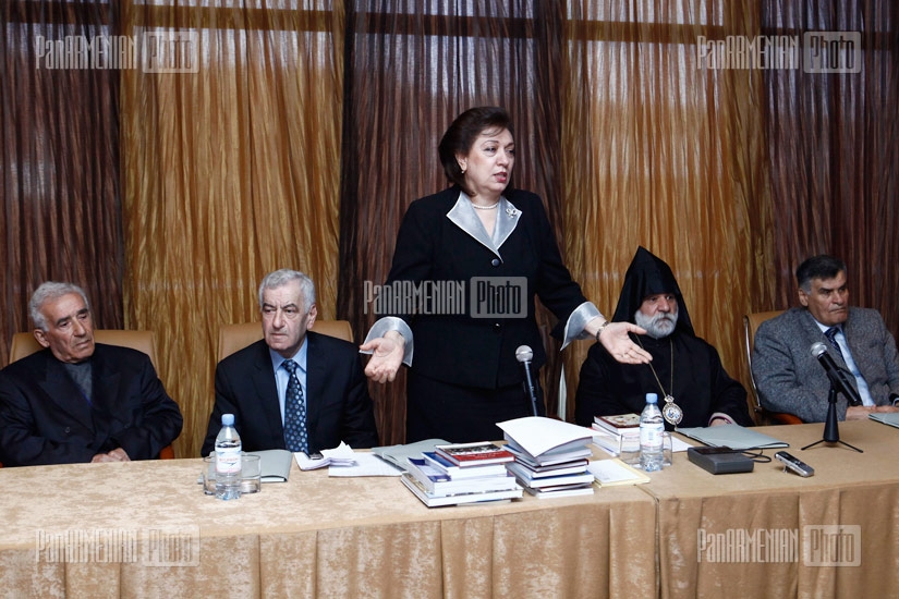 Presentation of books of diaspora writers at RA Ministry of Diaspora