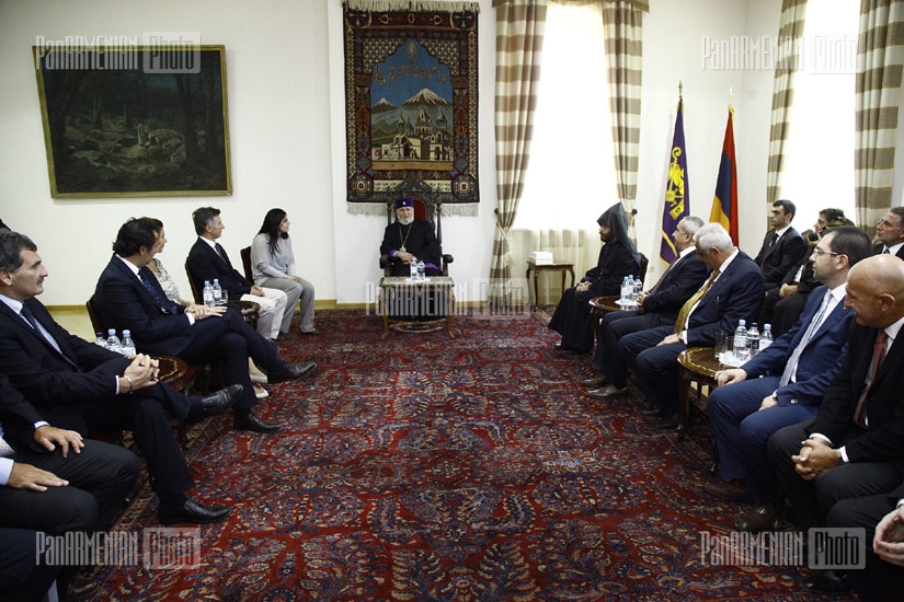 Delegation arrived for World Book Day visits Armenian Genocide Memorial 