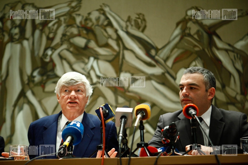 Ցեղասպանության թանգարան-ինստիտուտում կայացավ մամլո ասուլիս` ՅՈՒՆԵՍԿՈ-ի ցեղասպանության գծով մասնագետների մասնակցությամբ