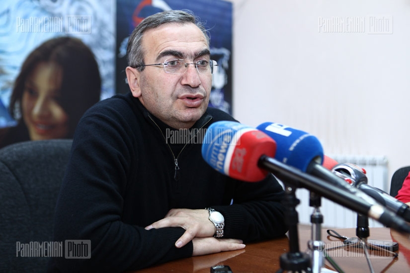 “Կարին” ավանդական երգի պարի խմբի գեղարվեստական ղեկավար Գագիկ Գինոսյանի ասուլիսը
