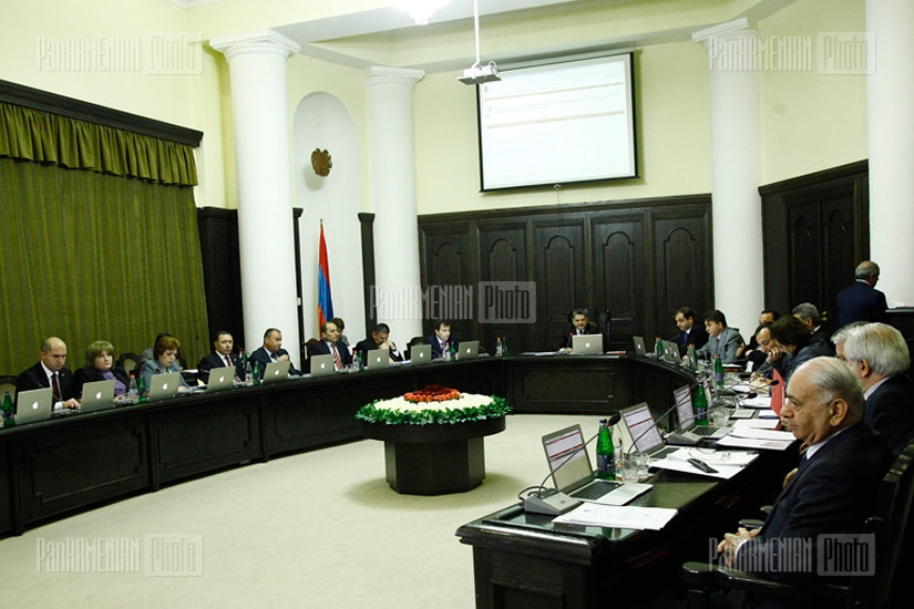 RA Government holds another session