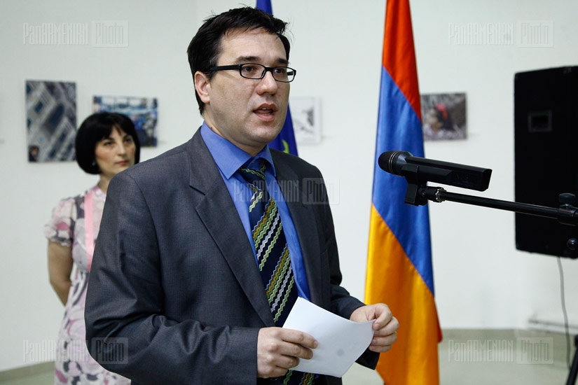 Կայացավ Մամուլի ազատության համաշխարհային օրվան նվիրված  “Մամուլի ազատություն, տեղեկատվություն ստանալու իրավունք” խորագրով ֆոտոցուցահանդեսի բացումը