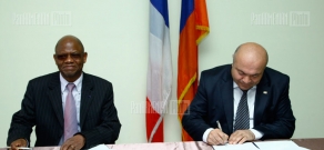 Memorandum signing ceremony with French specialized high school 