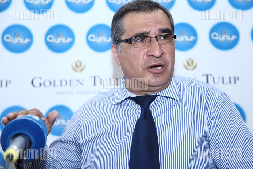 Press conference of Suren Zolyan