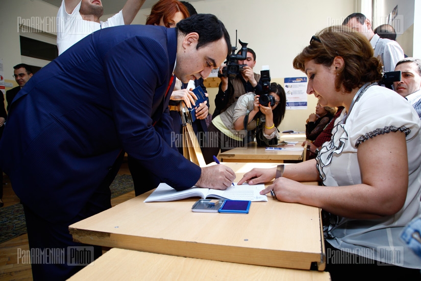 Parliamentary elections: Orinats Yerkir party head Arthur Baghdasaryan