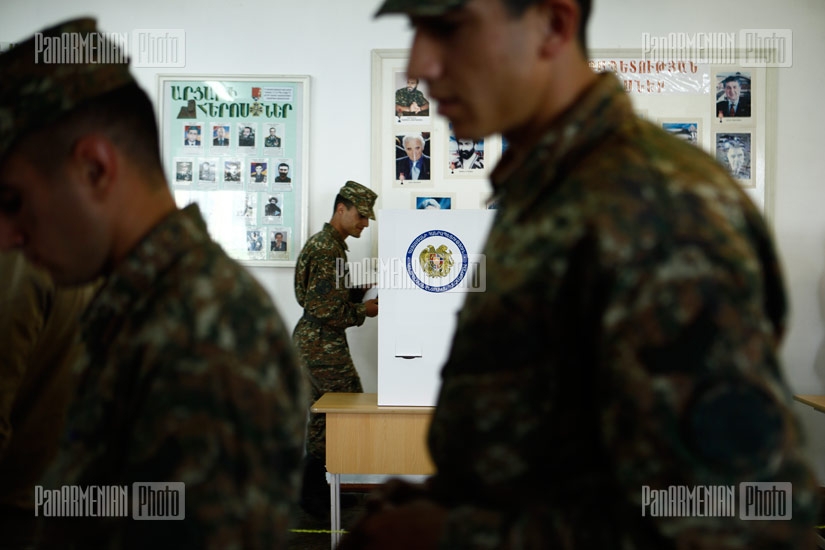 Parliamentary elections: soldiers