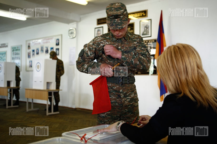 Parliamentary elections: soldiers