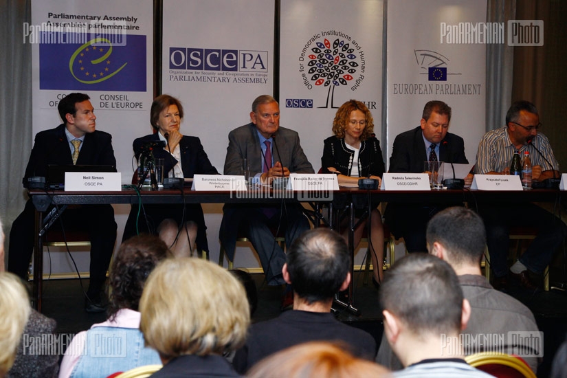 Press conference of OSCE observers concerning the elections