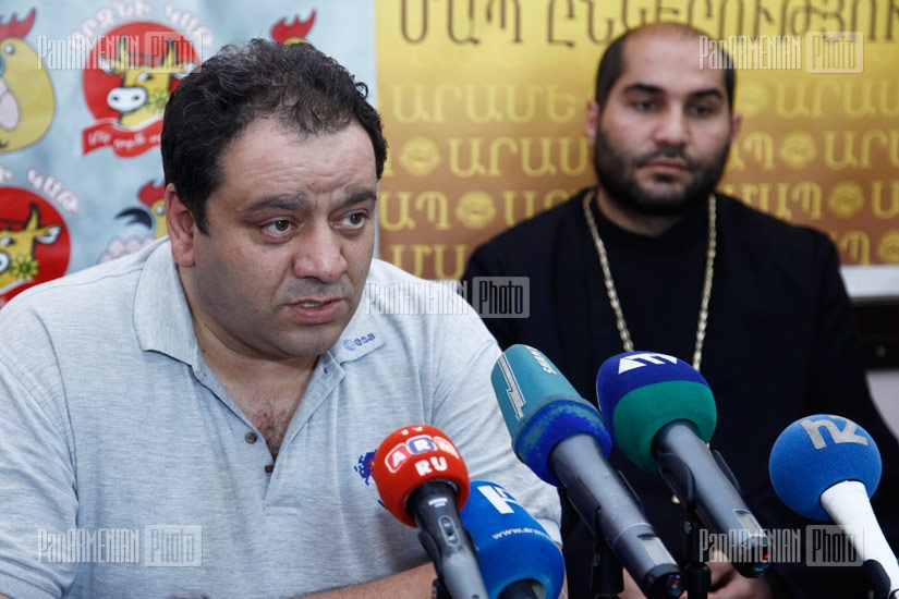Press conference about to new sects appearing in Armenia