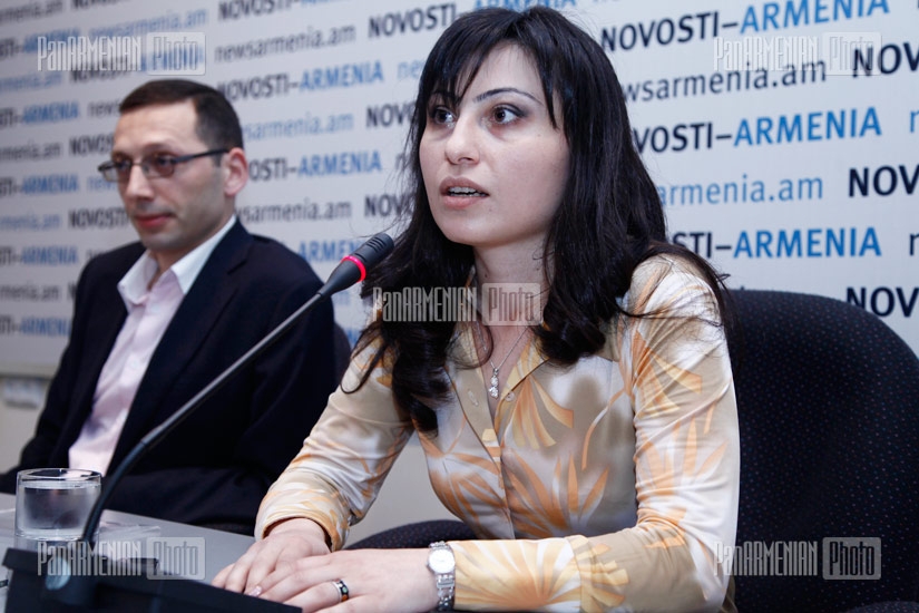 Press conference presenting printed media monitoring results