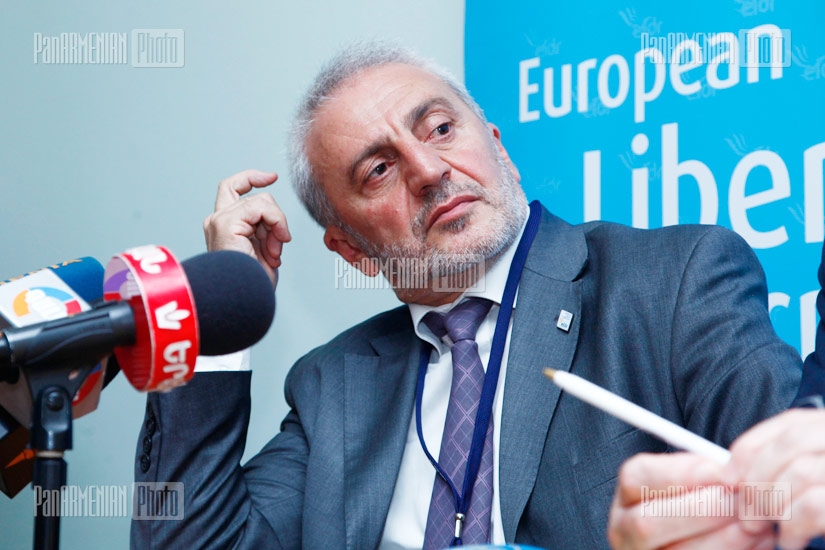 Press conference of President of the European Liberal Democrat and Reform Party Graham Watson and ANC representative Aram Manukyan