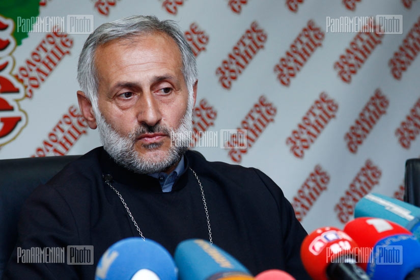Արաբկիր համայնքի հոգևոր հովիվ `Տեր Բաբկեն Քահանա Հայրապետյանի և Իրավաբանների և հոգեբանների միջազգային ասոցիացիա Հկ նախագահ Խաչատուր Մարոզյանի ասուլիսը