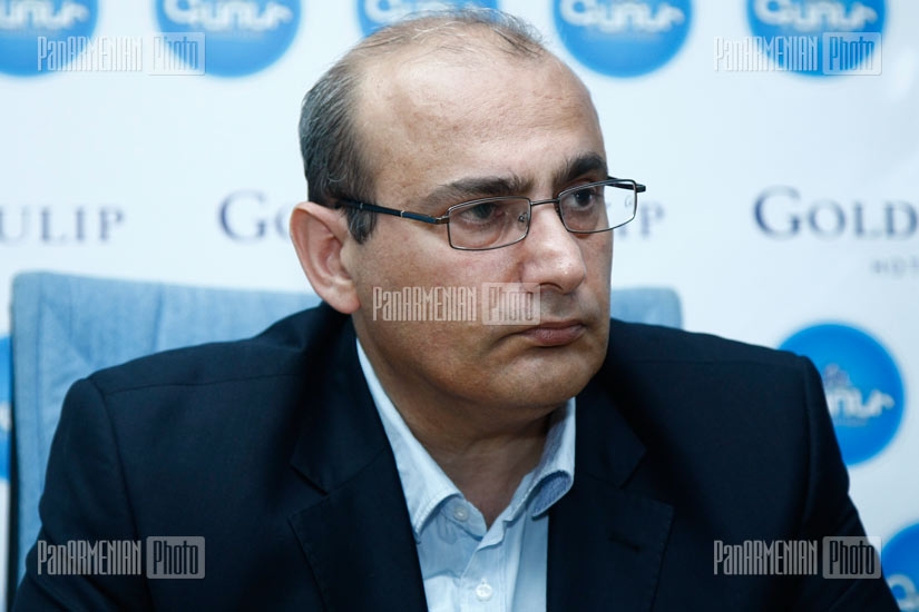 Համագործակցություն հանուն ժողովրդավարության կենտրոնի նախագահ Ստեփան Դանիելյանի և քաղաքագետ Անդրեաս Ղուկասյանի ասուլիսը