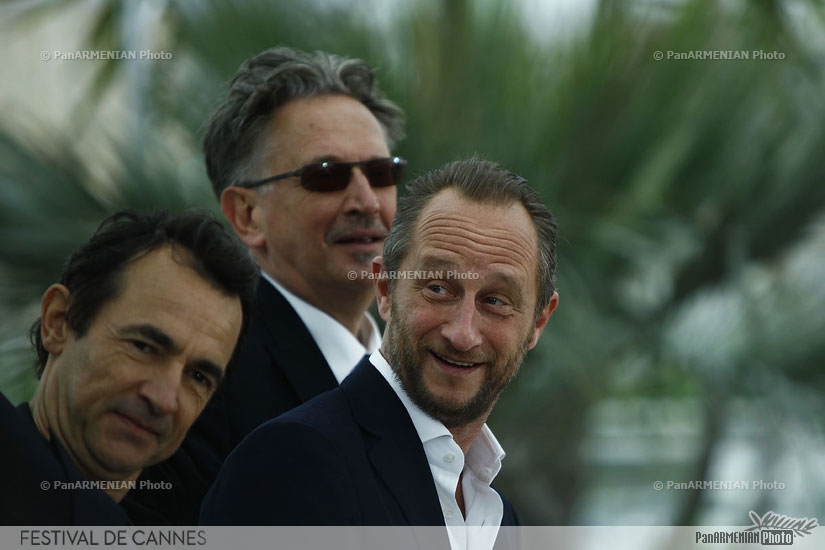 (From R) French director and actor Benoit Delepine, Belgian actor Benoit Poelvoorde and French director and actor Albert Dupontel