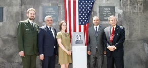 Commemorating events of American Red Cross Society Founder Clara Barton take place in Armenian Genocide Museum