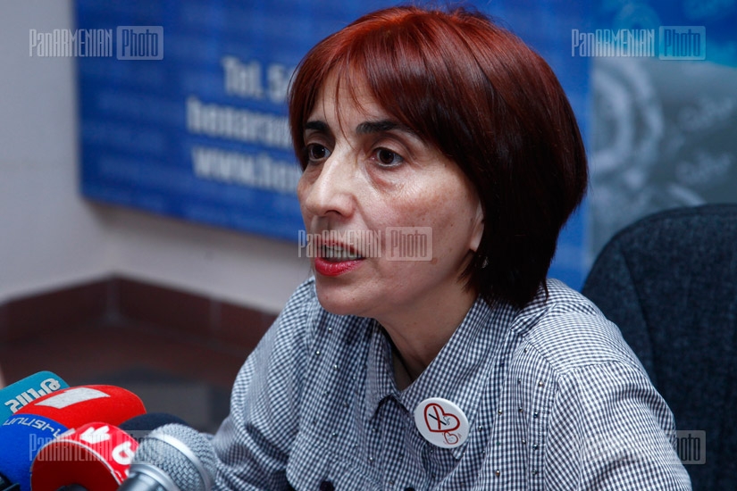 Նարինե Մովսիսյանի և Արուսյակ Հարությունյանի ասուլիսը` նվիրված ծխախոտի դեմ պայքարի միջազգային օրվան