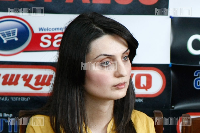 Press conference of Heritage party representative Anahit Bakhshyan and editor-in-chief of Sunflower magazine Zaruhi Batoyan