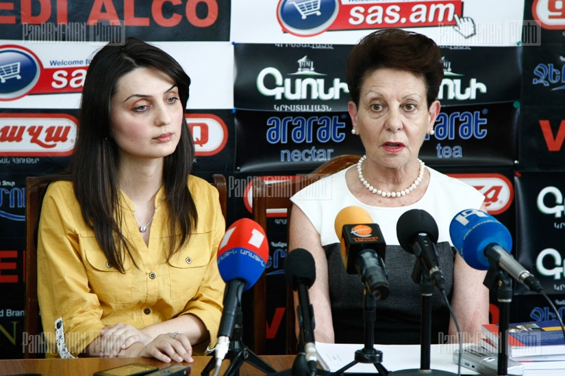 Press conference of Heritage party representative Anahit Bakhshyan and editor-in-chief of Sunflower magazine Zaruhi Batoyan