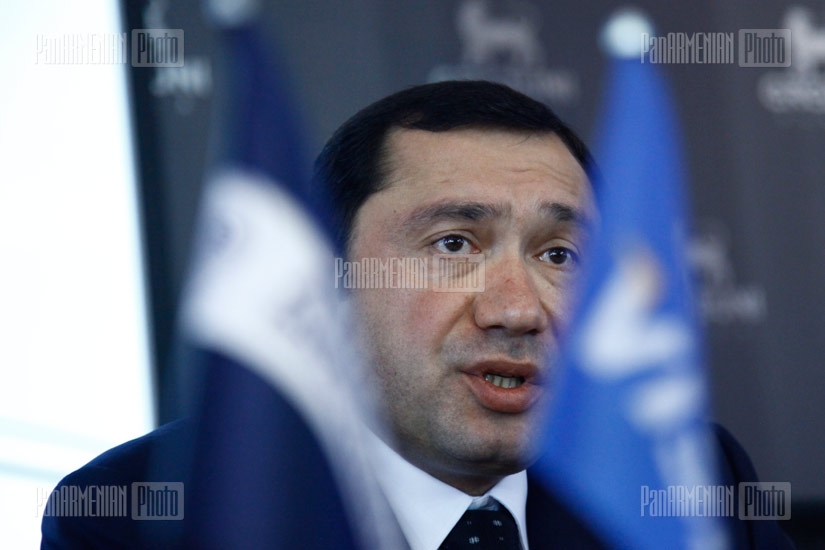 “Առէկսիմբանկը” և Վիզա ընկերությունը ներկայացնում են էլեկտրոնային առևտրի Հայաստանում առաջին նախագիծը