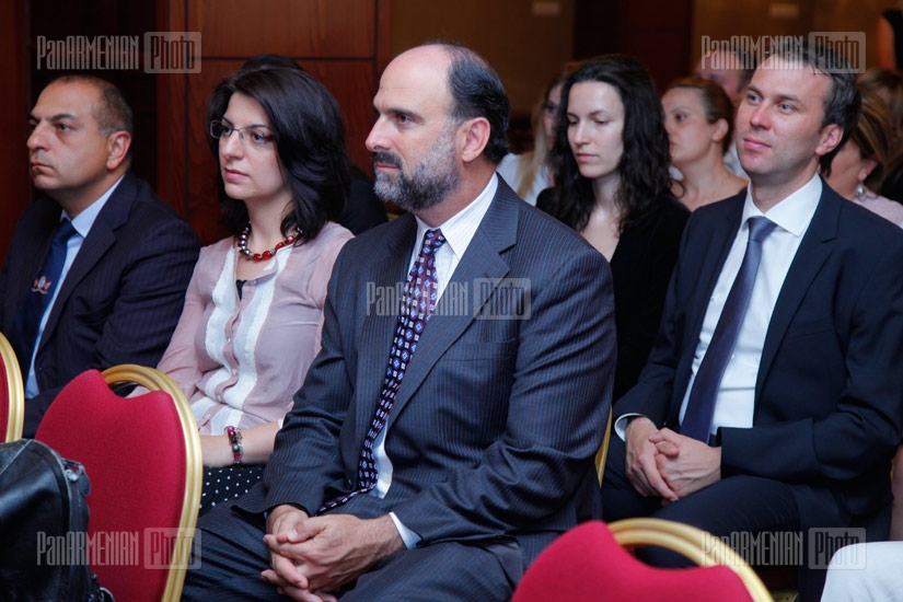Լրագրողական ամենամյա մրցանակաբաշխությունը