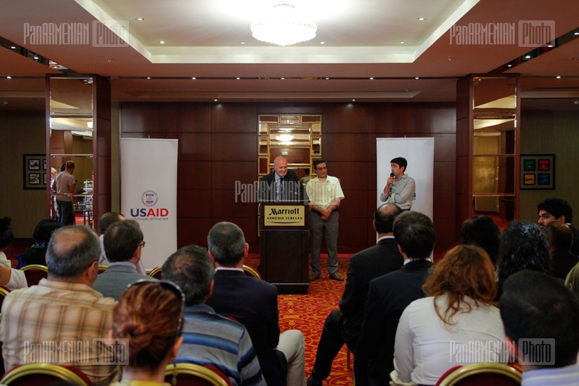 Լրագրողական ամենամյա մրցանակաբաշխությունը