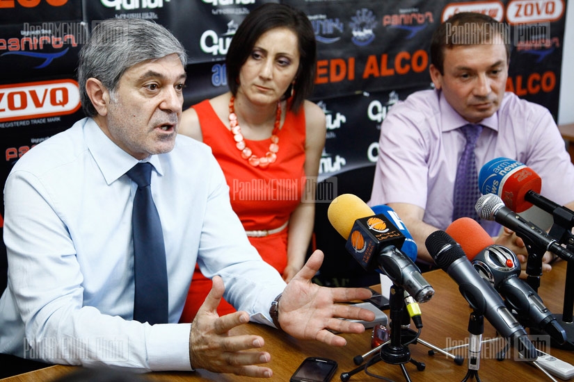 Press conference of former head of the Armenian delegation to PACE Hovhannes Igityan and RPA member Artak Davtyan