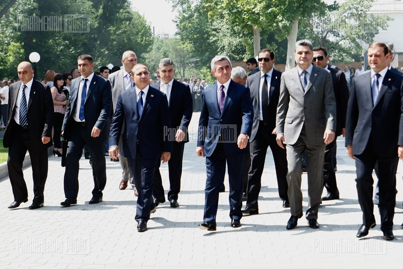 RA high ranked officials paid a visit to Pantheon on the occasion of RA former PM Andranik Margaryan's birth anniversary