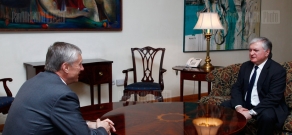 Глава МИД Армении Эдвард Налбандян встретился с генсеком ОДКБ Николаем Бордюжей