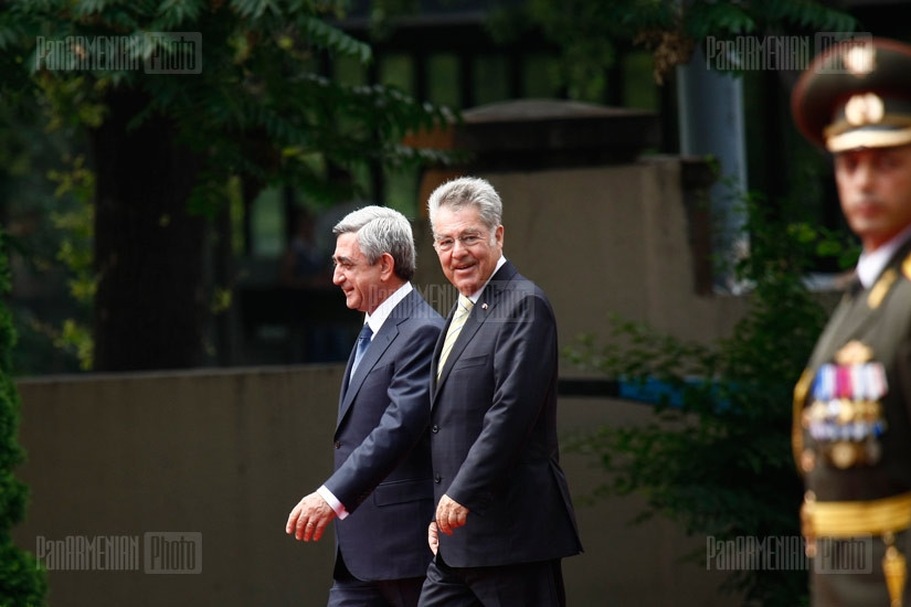 Official welcoming ceremony of Austria's president Heinz Fischer
